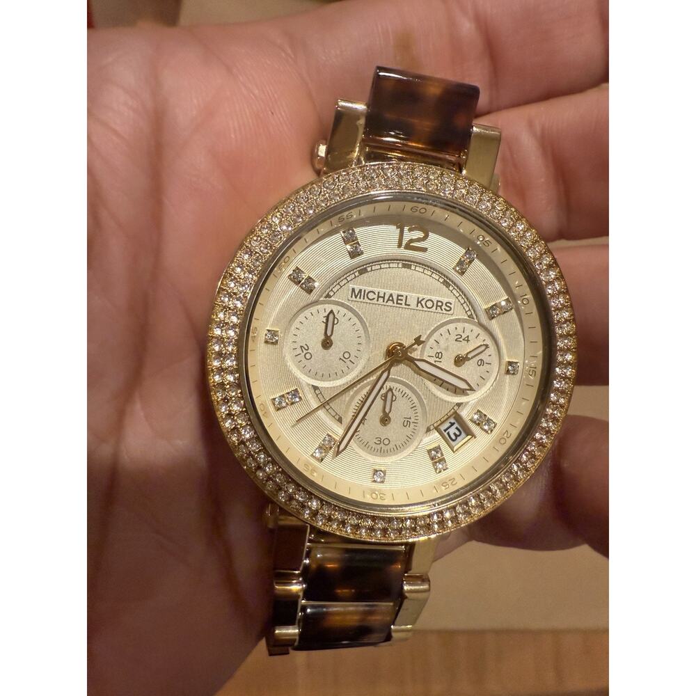 Michael Kors Chronograph Gold Stainless Steel Diamond Bezel Analog Wristwatch - Picture 3 of 5